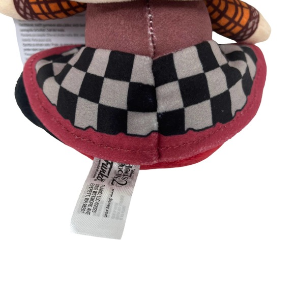 Funko Plushies: Disney Hocus Pocus 2‎ Mary Sanderson, 7" Plush Doll - Picture 6 of 10